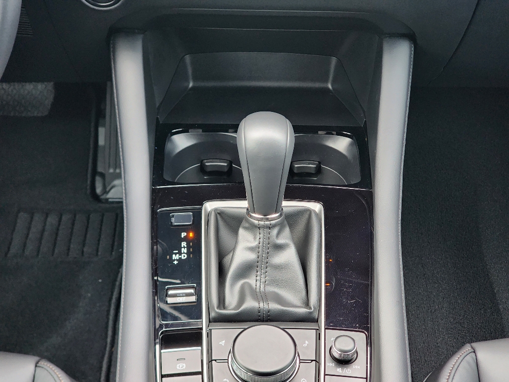 2025 Mazda Mazda3 2.5 Select Sport photo 11