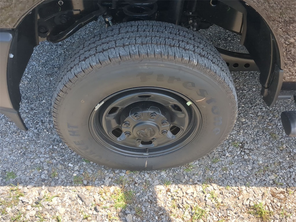 2025 Ram 2500 Tradesman photo 4