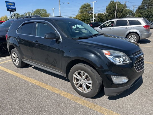 2017 Chevrolet Equinox LT photo 4