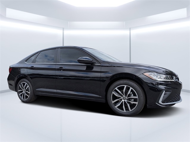 2026 Volkswagen Jetta SE's photo