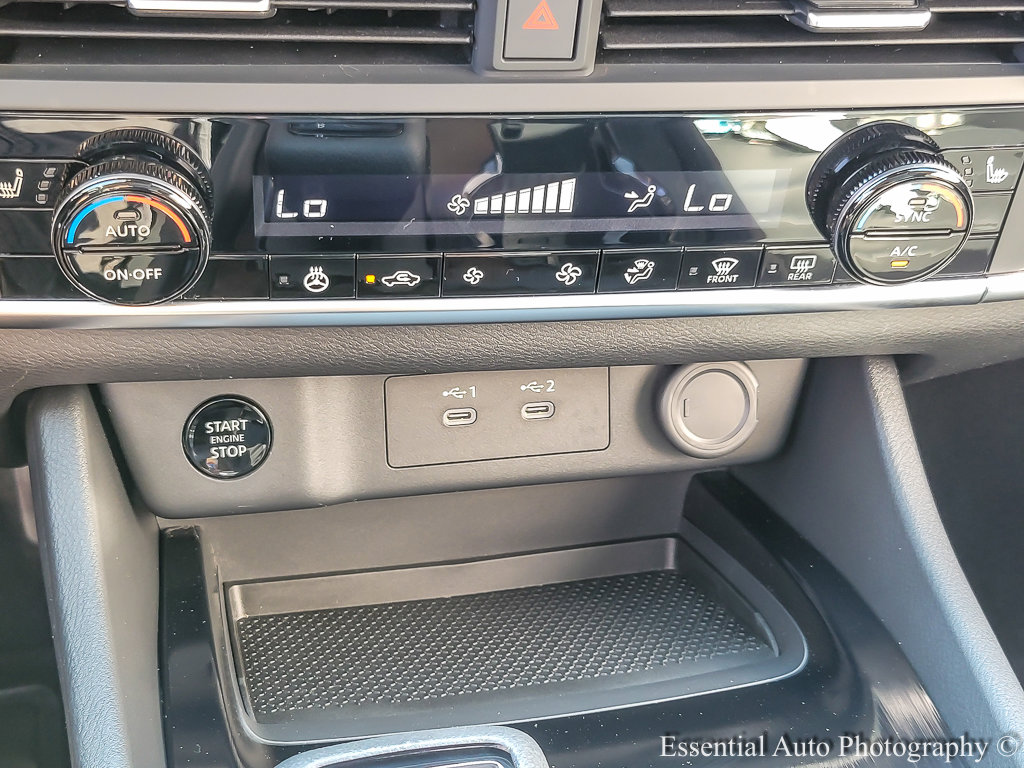 2024 NISSAN ROGUE - Image 16