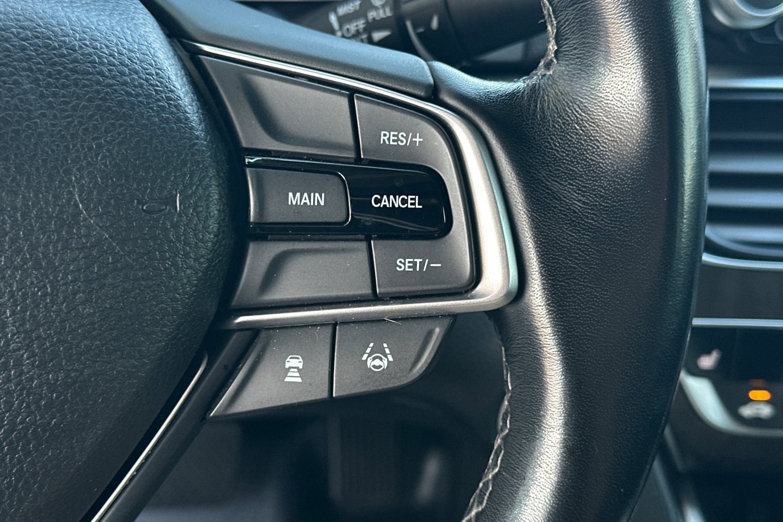 2019 Honda Accord EX-L photo 30