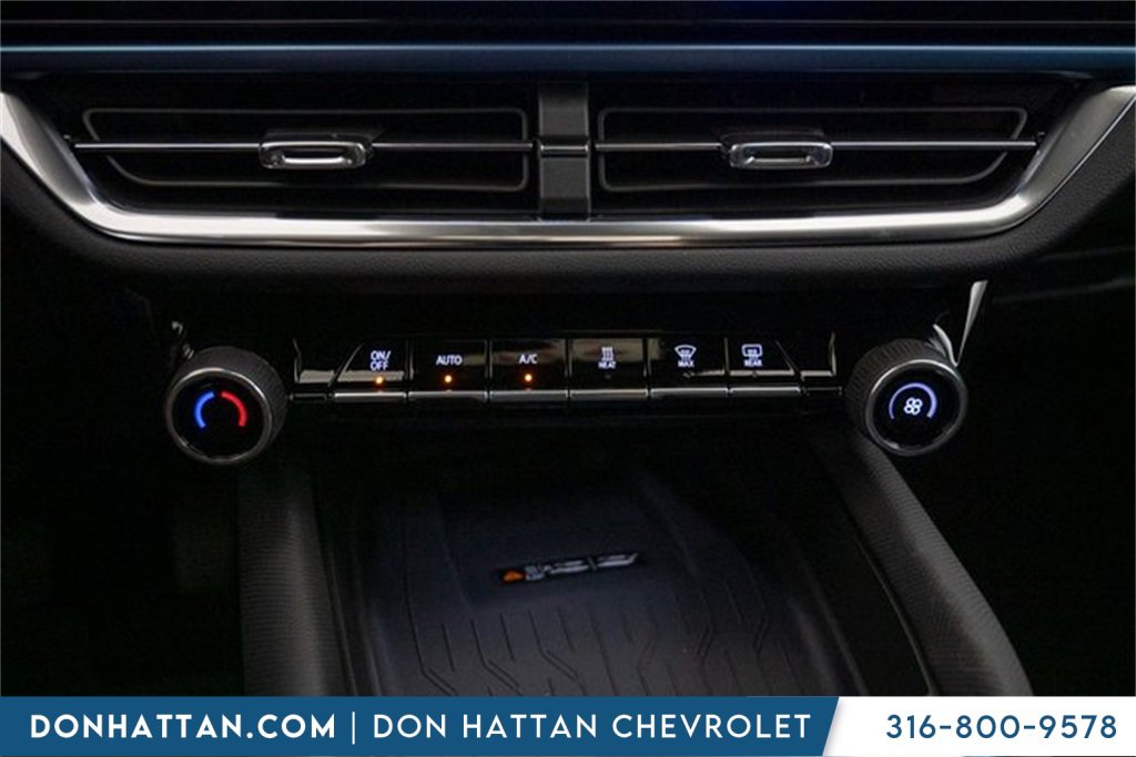 2025 Chevrolet Equinox EV 1LT photo 11