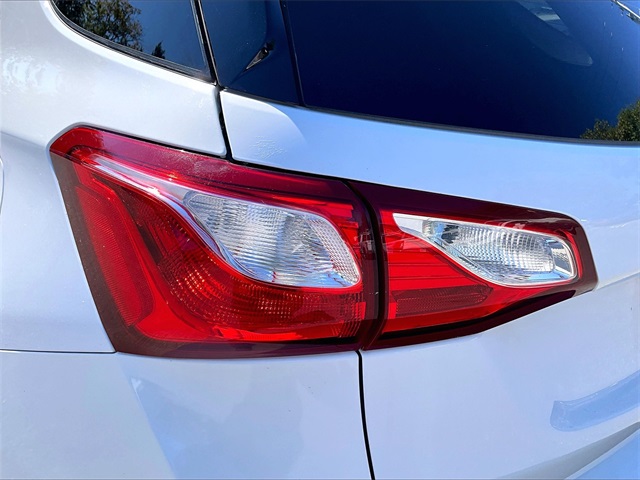 2019 Chevrolet Equinox LT photo 30