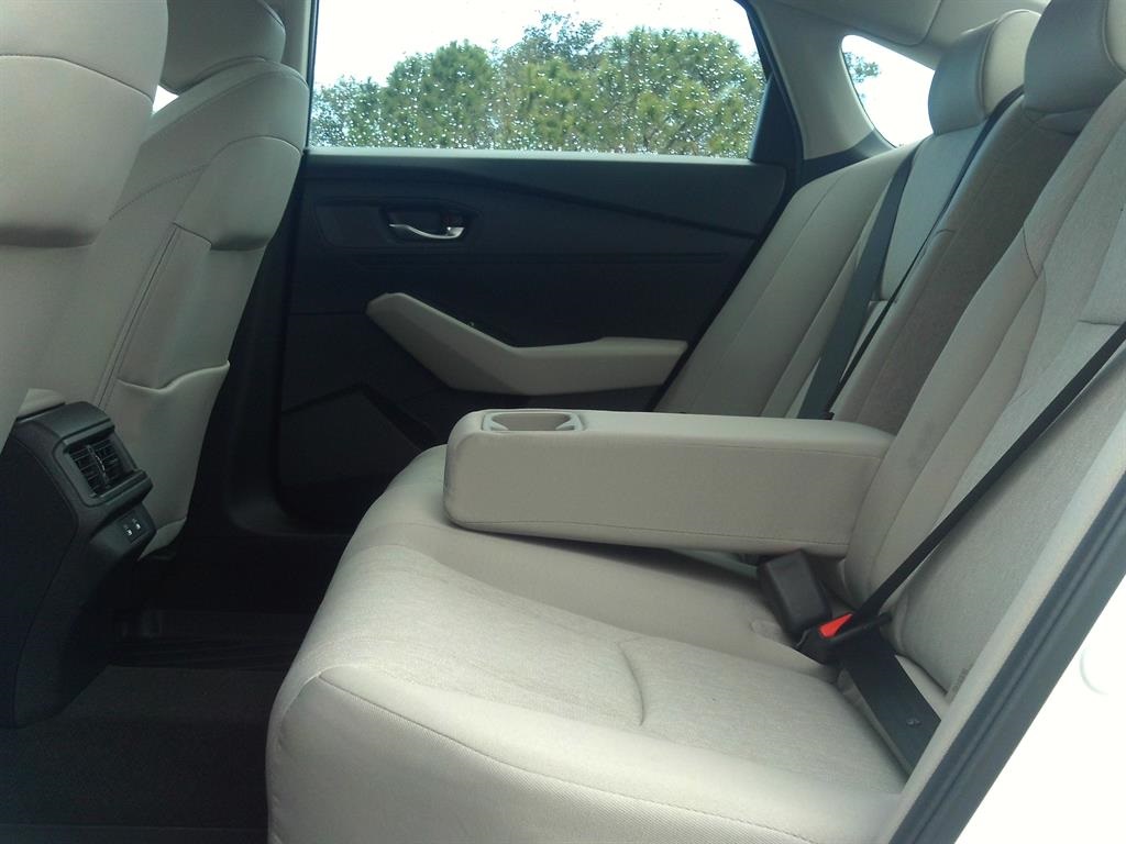 2025 Honda Accord SE photo 15