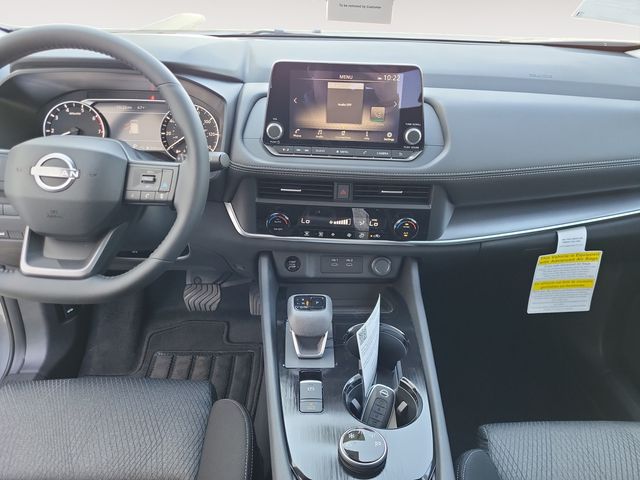 2026 Nissan Rogue SV photo 14