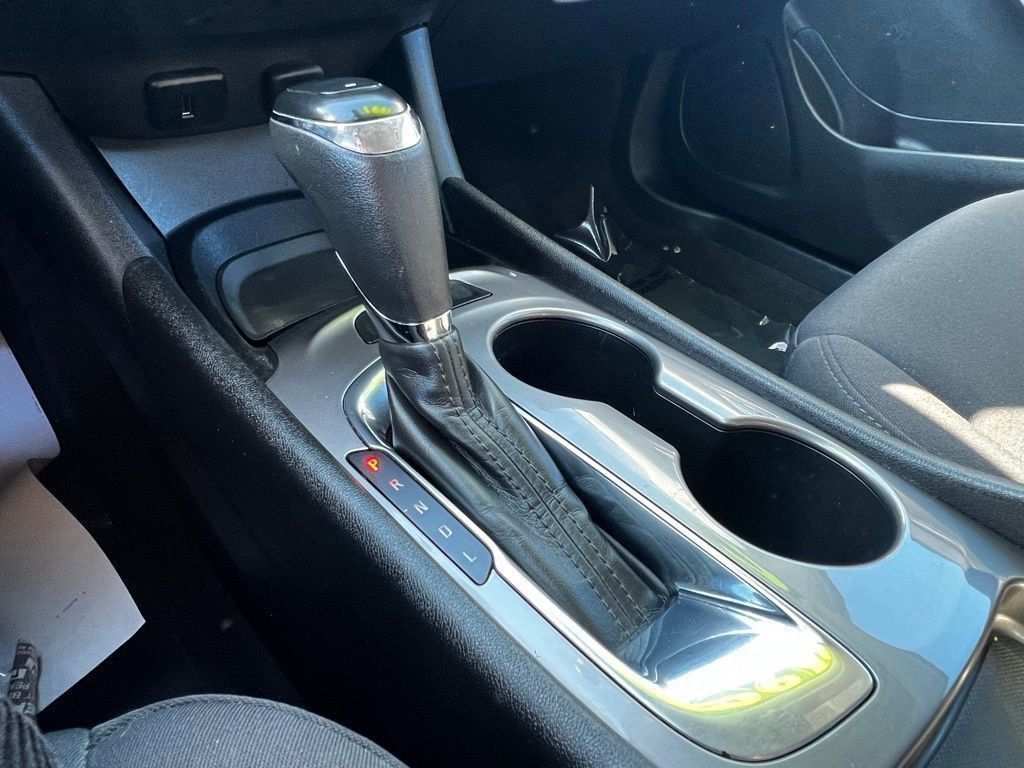 2017 Chevrolet Malibu photo 4