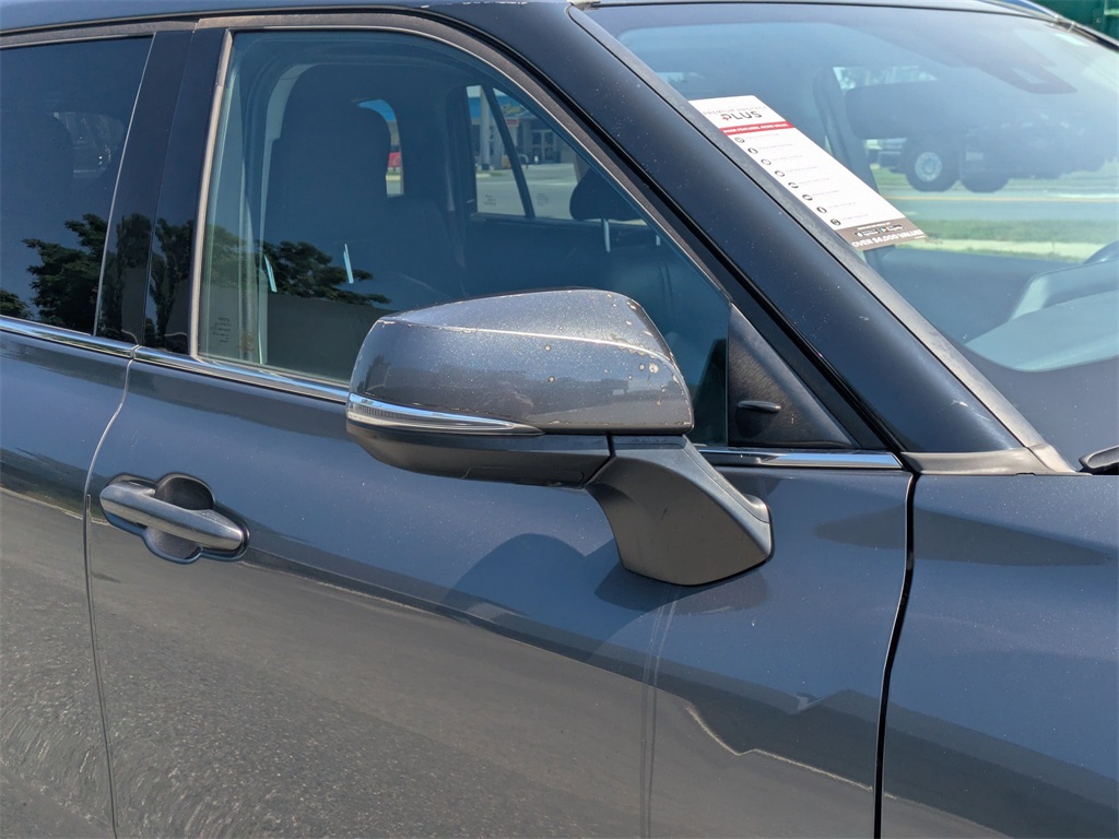 2020 Toyota Highlander Limited photo 8