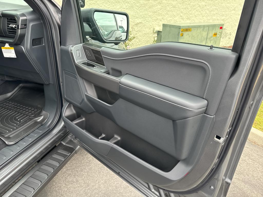 2024 Ford F-150 XLT photo 28