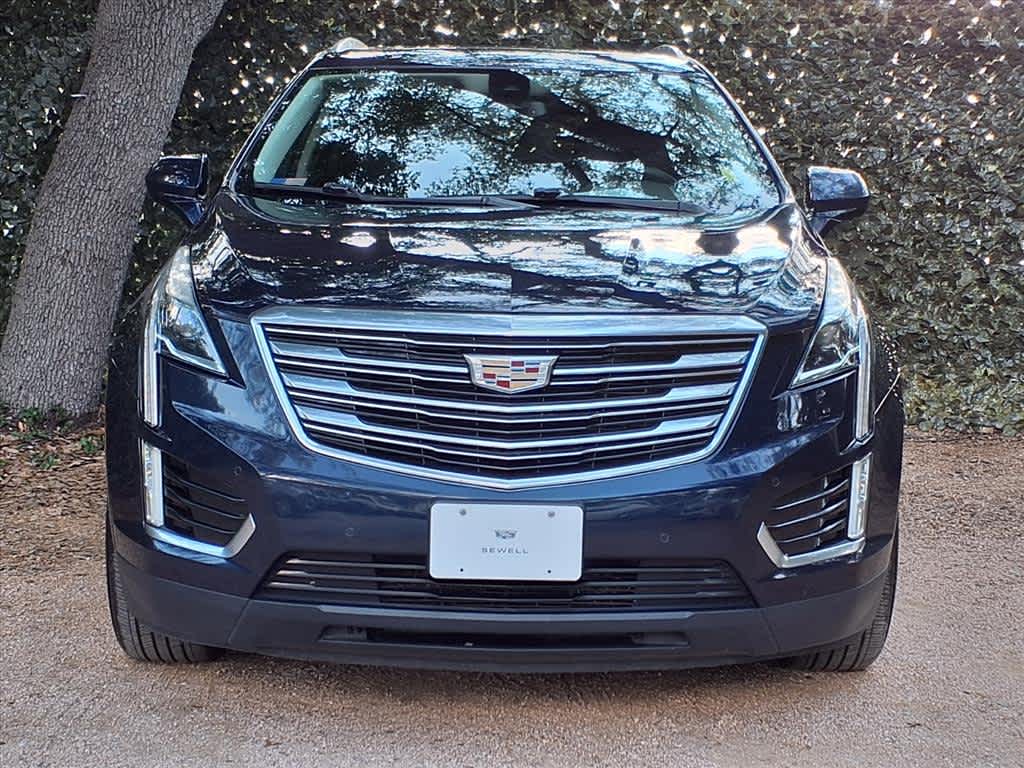 2017 Cadillac XT5 Premium Luxury photo 2