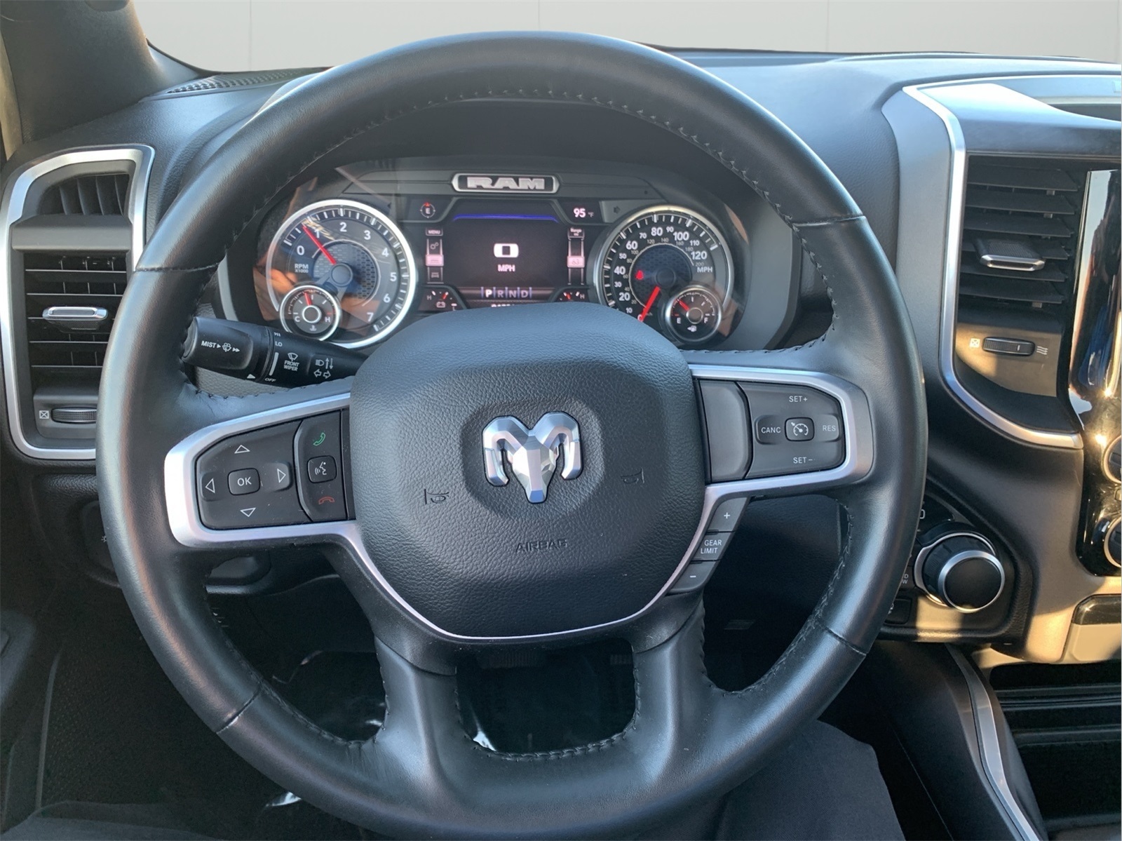 2022 Ram 1500 Big Horn Lone Star photo 13