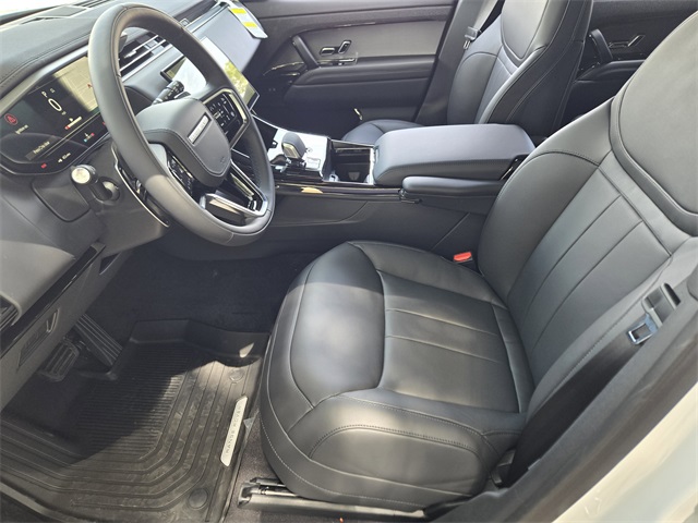 2025 Land Rover Range Rover Sport SE photo 7