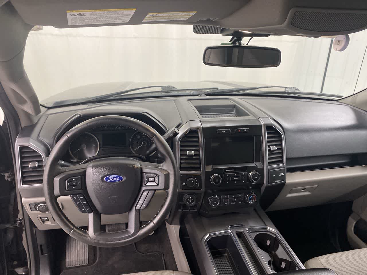 2019 Ford F-150 XLT photo 4