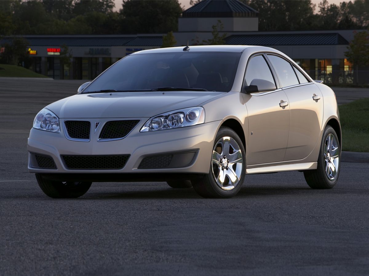 2010 Pontiac G6 Base's photo