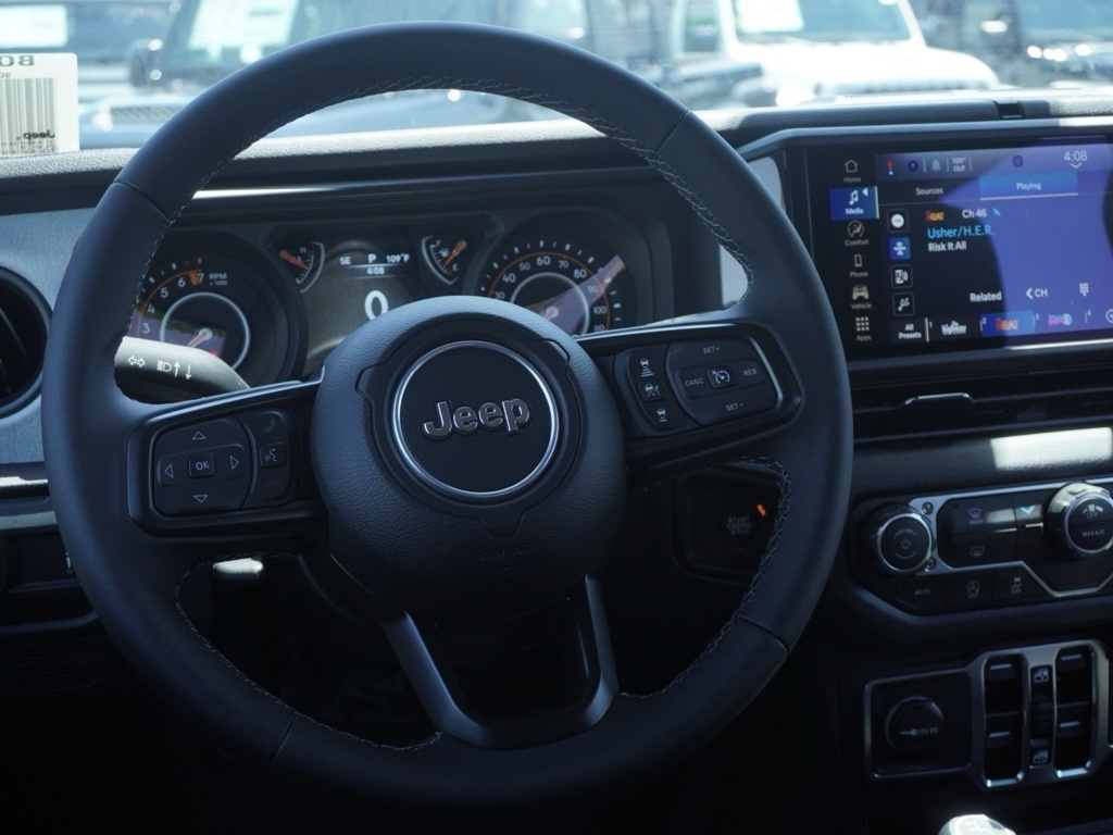 2025 Jeep Gladiator Sport photo 25