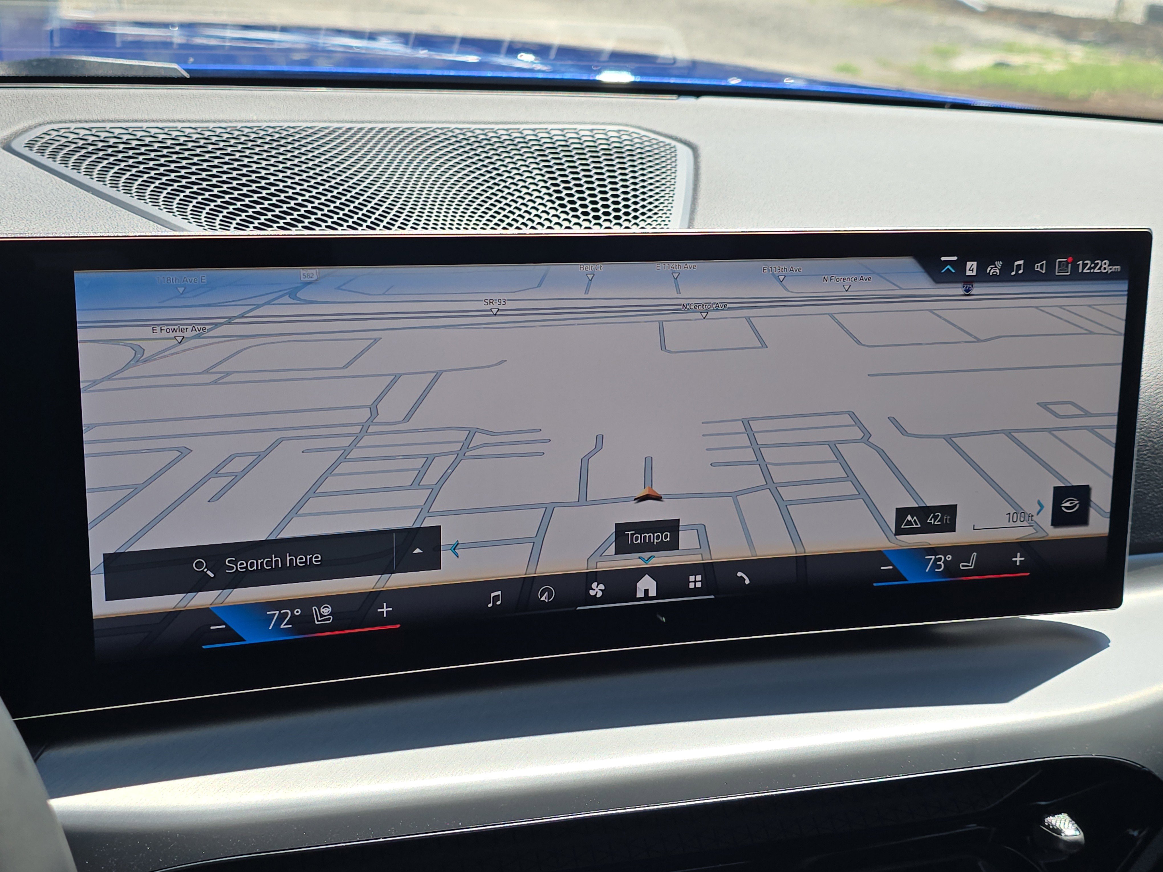 2025 Bmw 230i photo 3