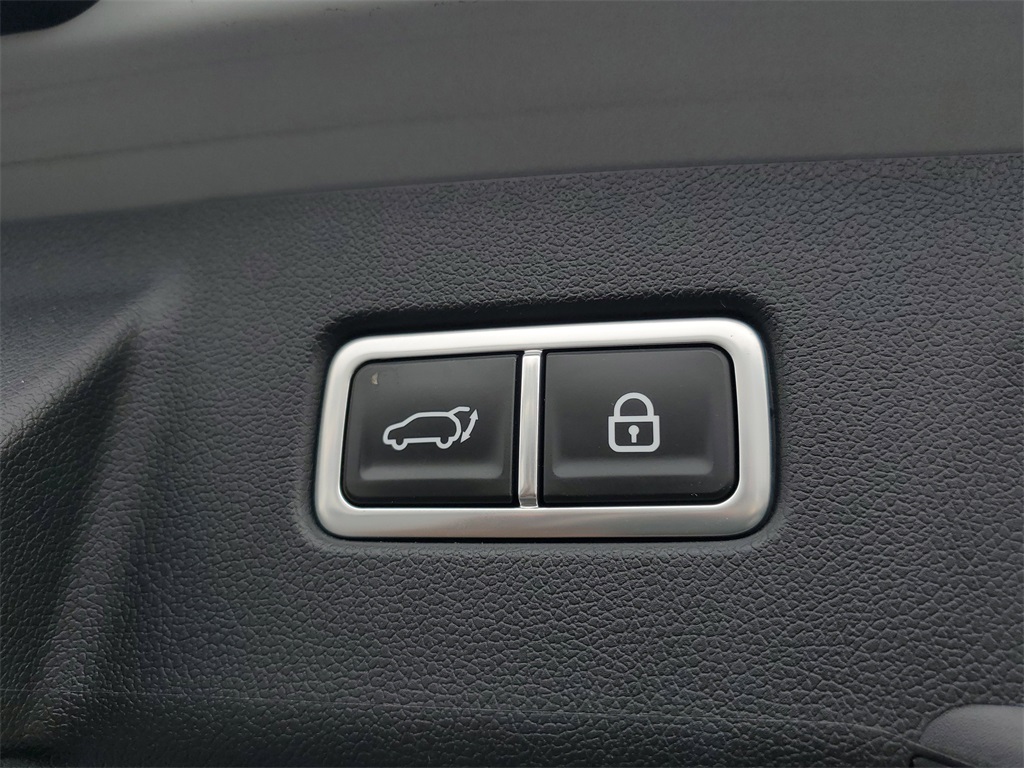 2023 Kia Sorento EX photo 3