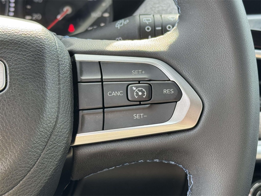 2022 Jeep Compass Latitude photo 20