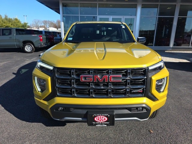 2023 Gmc Canyon AT4 photo 2