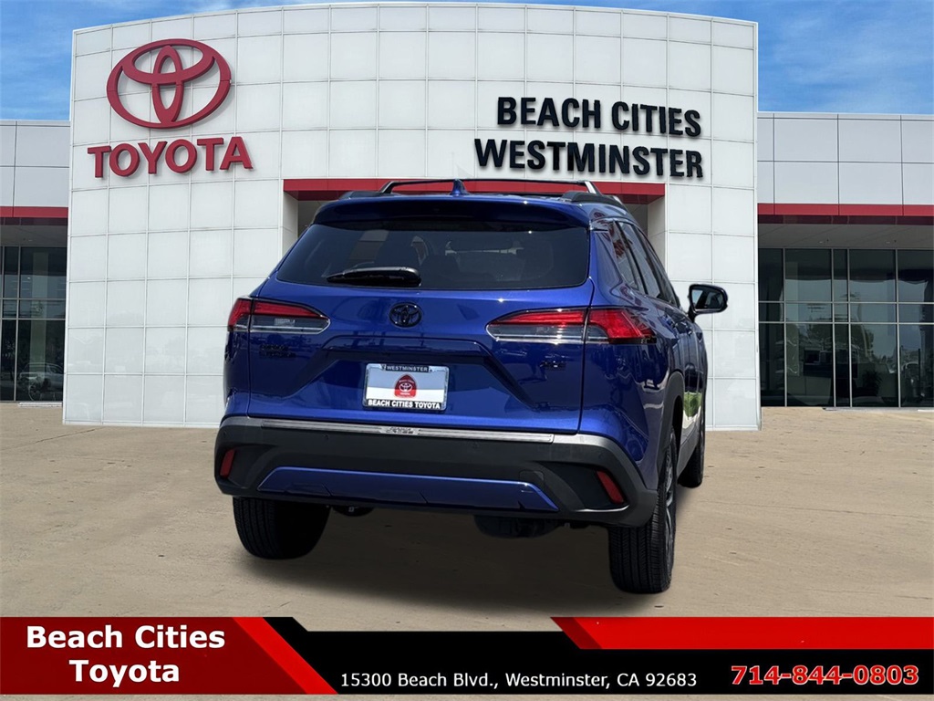 2023 Toyota Corolla Cross XLE photo 10