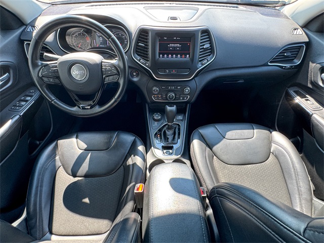 2020 Jeep Cherokee Altitude photo 22