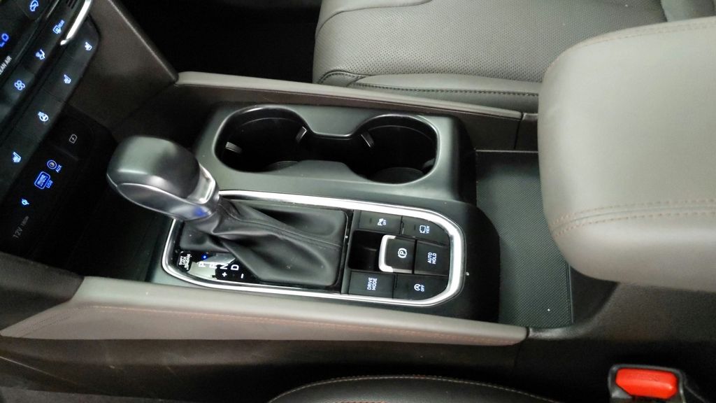 2019 Hyundai Santa Fe Ultimate photo 19