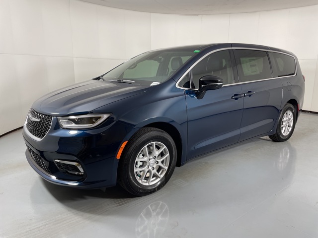 2025 Chrysler Pacifica photo 4
