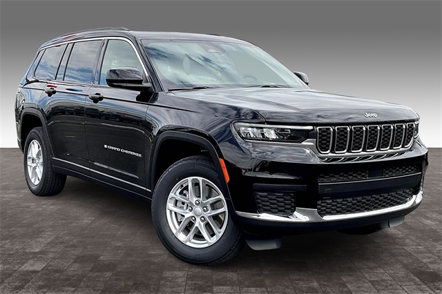 2025 Jeep Grand Cherokee Laredo X photo 2