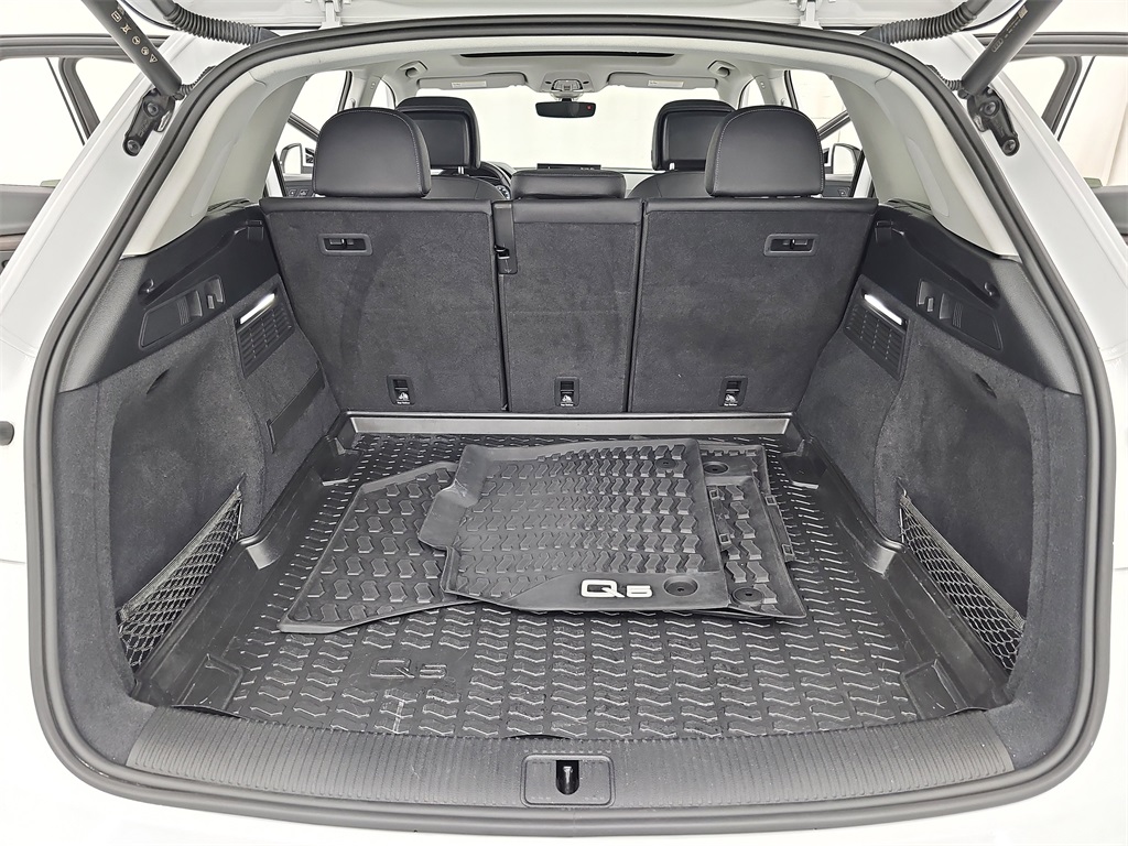 2021 Audi Q5 45 Premium Plus photo 14