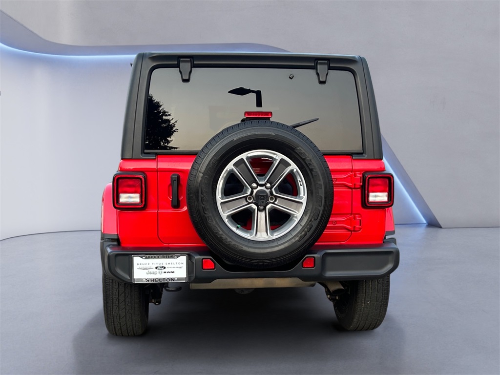 2021 Jeep Wrangler Unlimited Sahara photo 4