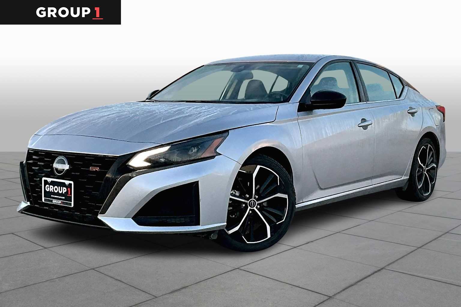 2023 Nissan Altima SR