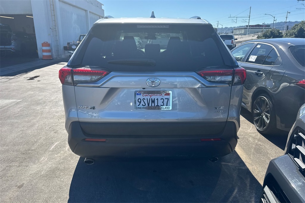 2025 Toyota RAV4 XLE Premium photo 2