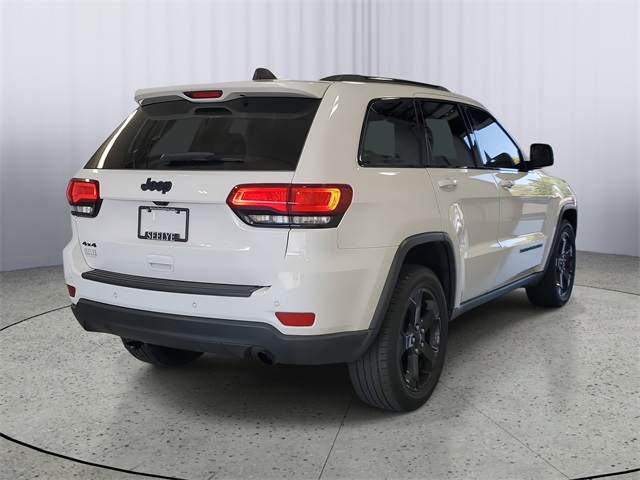 2019 Jeep Grand Cherokee Upland photo 2
