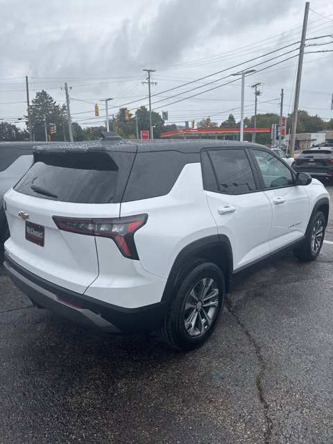 2026 Chevrolet Equinox photo 4