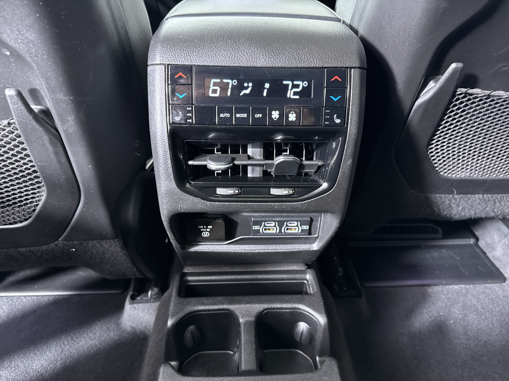 2021 Jeep Grand Cherokee Overland photo 29