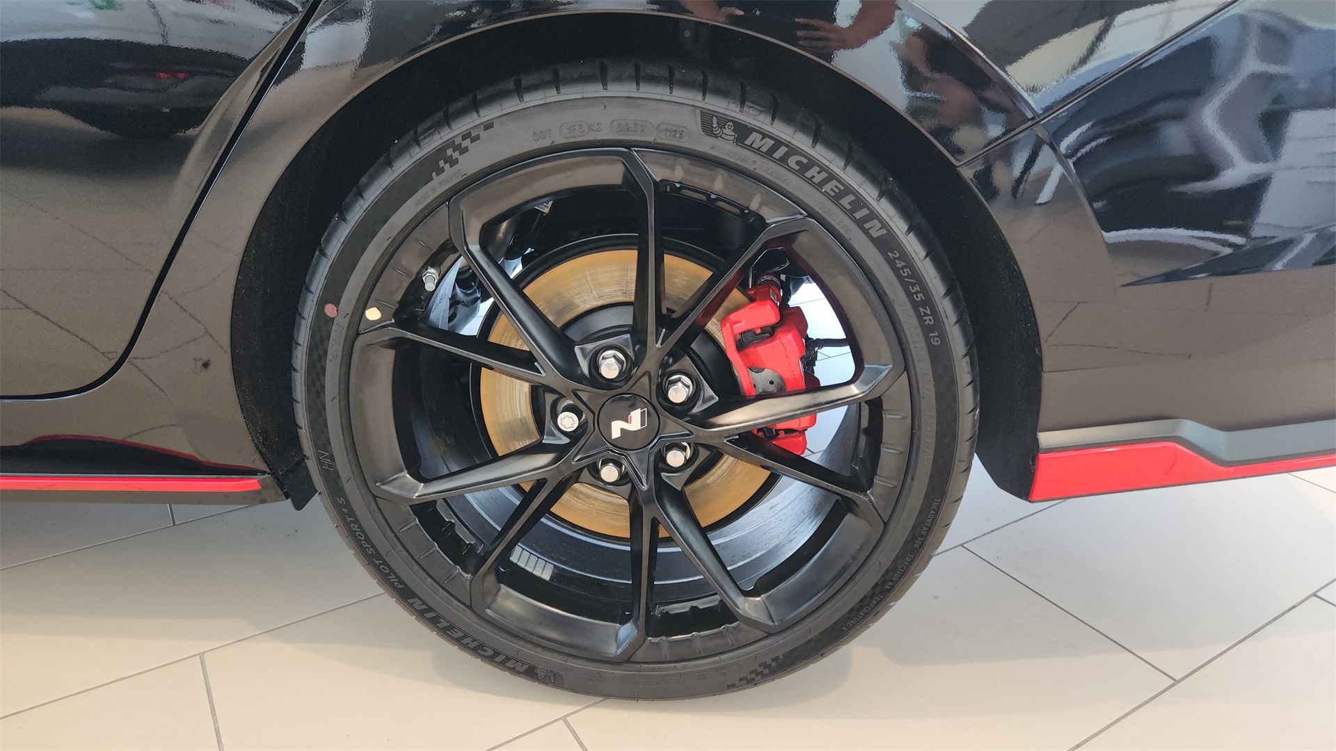 2025 Hyundai Elantra N Base photo 22