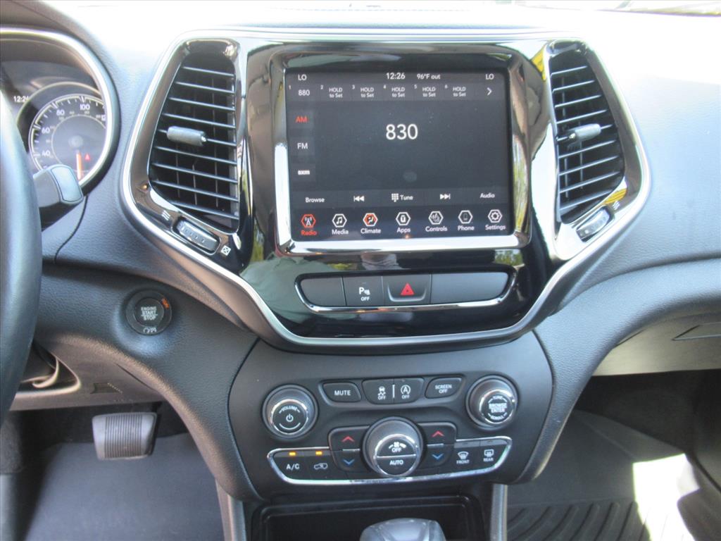 2020 Jeep Cherokee Limited photo 18