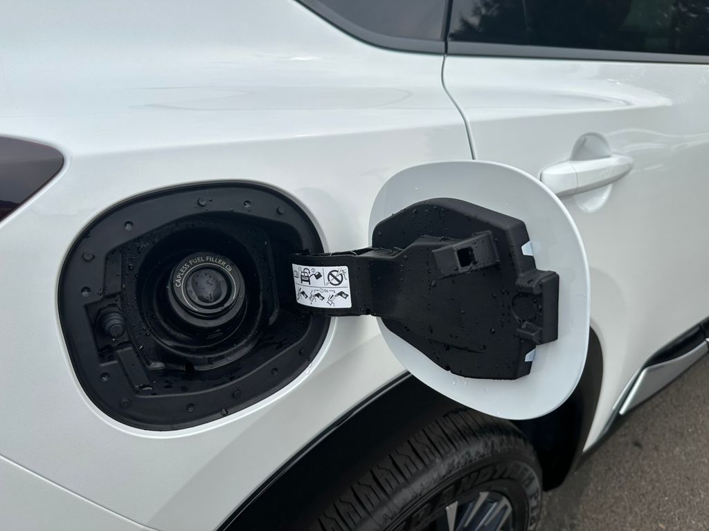 2026 Nissan Rogue Platinum photo 28