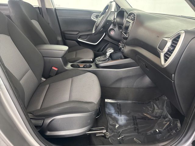 2023 Kia Soul LX photo 23