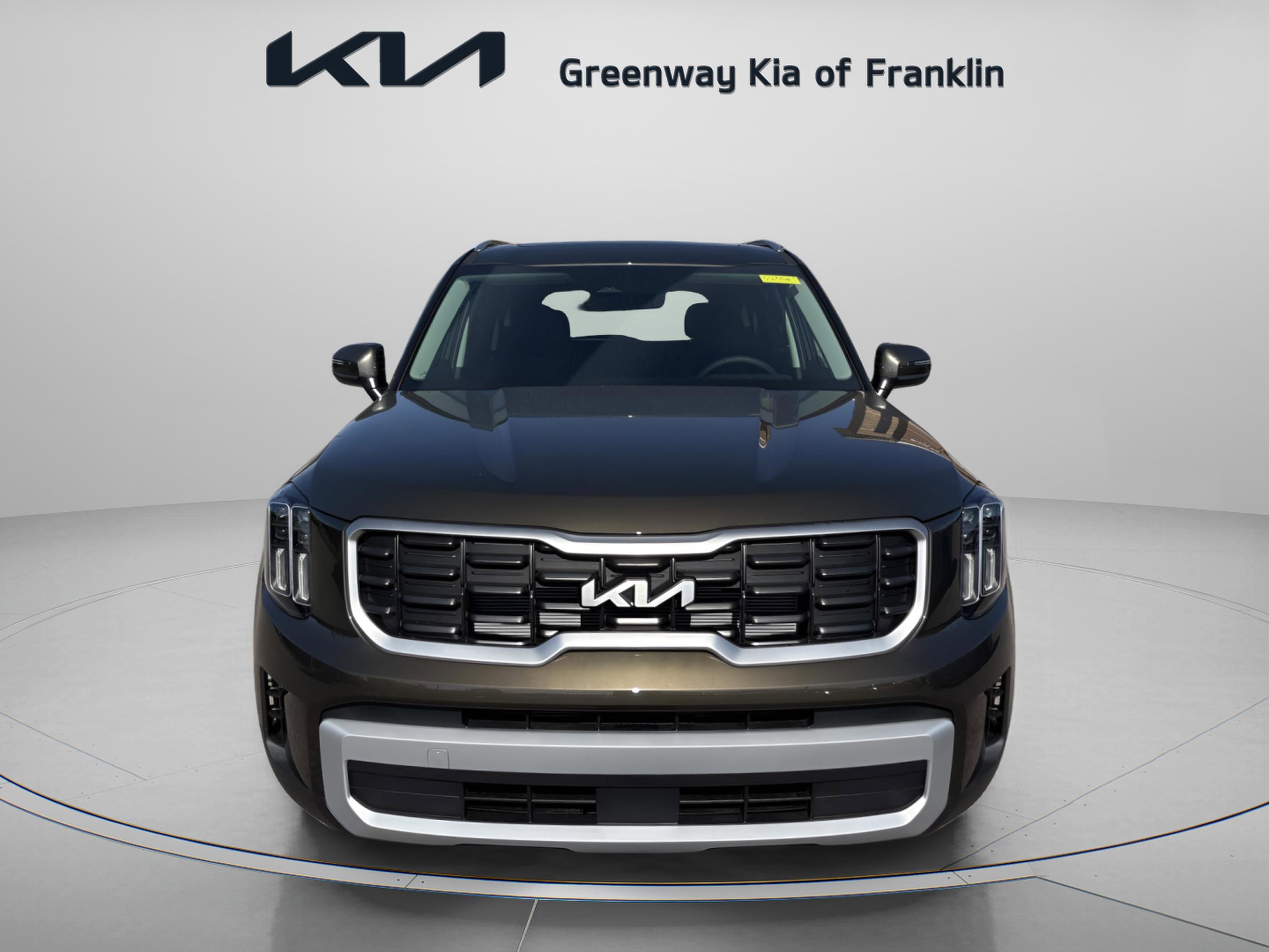 2025 Kia Telluride S photo 2