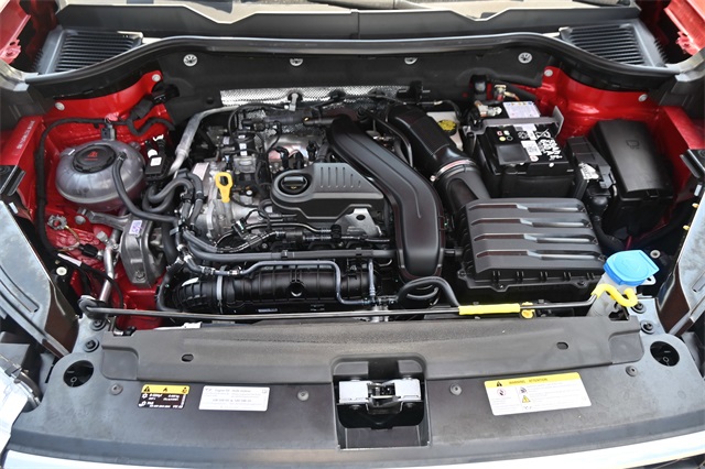 2024 Volkswagen Taos SE photo 27