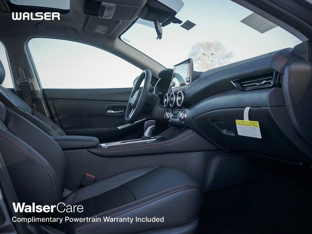 2025 Nissan Sentra SR photo 8