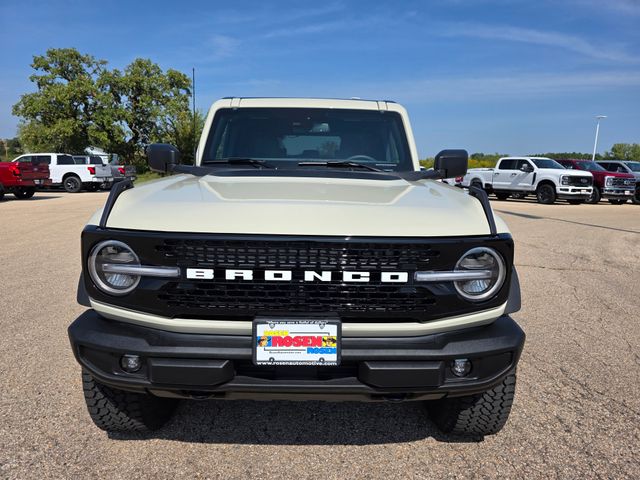 2025 Ford Bronco Outer Banks photo 3