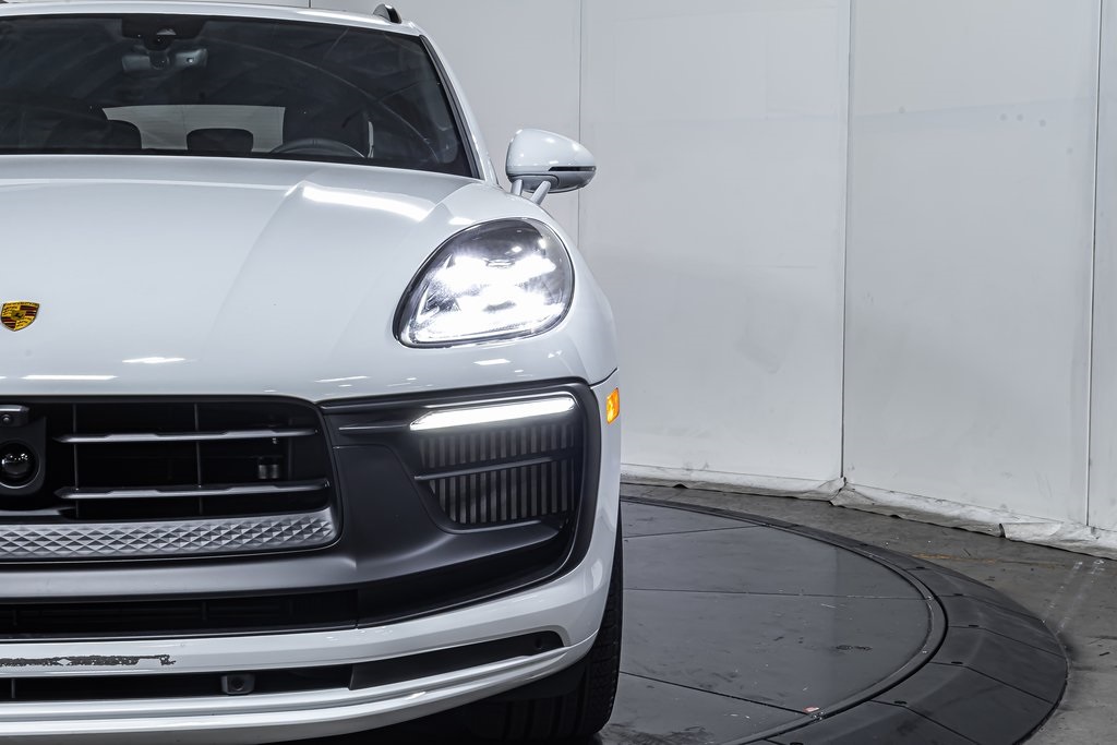 2025 Porsche Macan GTS photo 18
