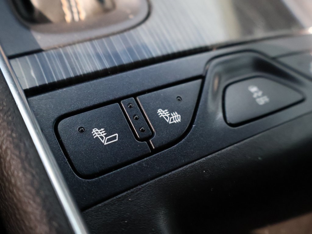 2016 Chevrolet Impala LTZ photo 36