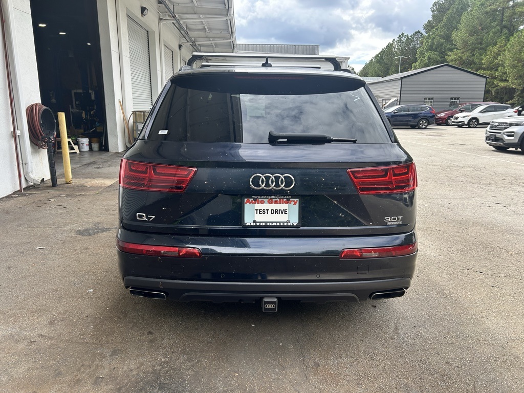 2017 Audi Q7 3.0T Prestige photo 3