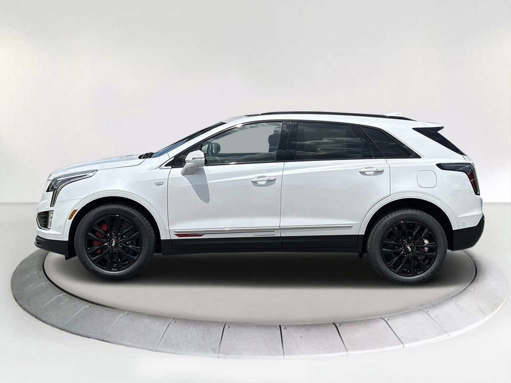 2025 Cadillac XT5 Sport photo 2