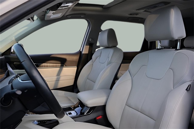 2024 Kia Telluride EX photo 3