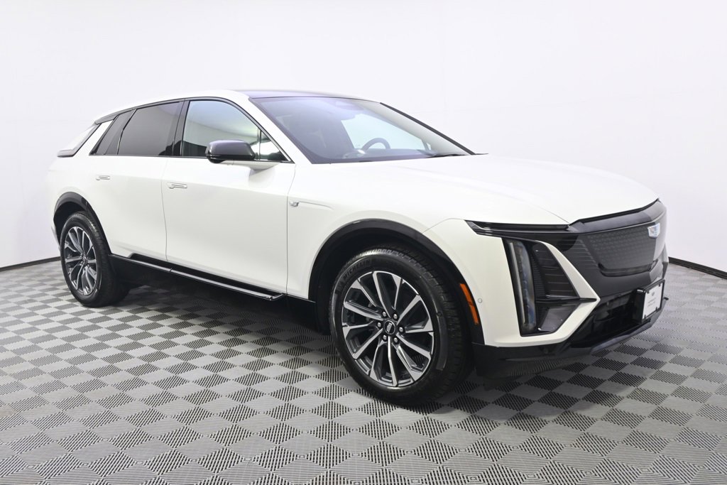 2025 Cadillac Lyriq Sport photo 6