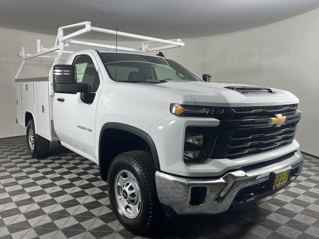 2025 Chevrolet Silverado 2500HD Work Truck photo 3